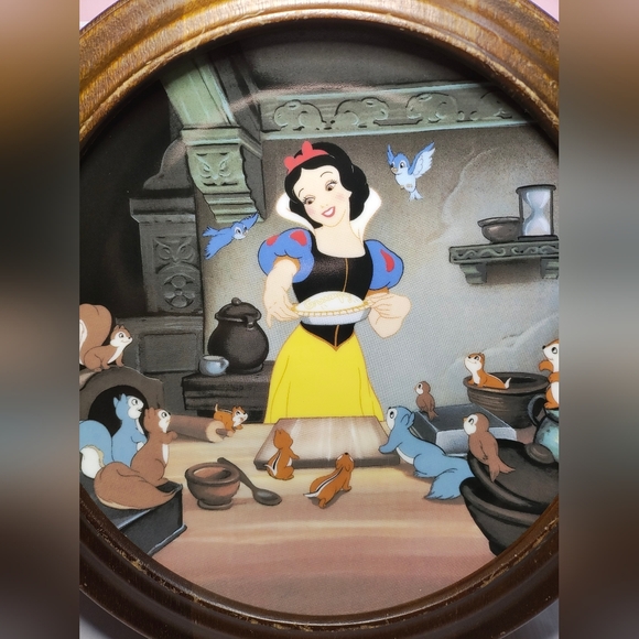 Disney's snow White collectors edition plates - Picture 6 of 10